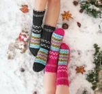 Hand-Knitted-Socks-HimalayanKraft-Light-Green-1-1.webp